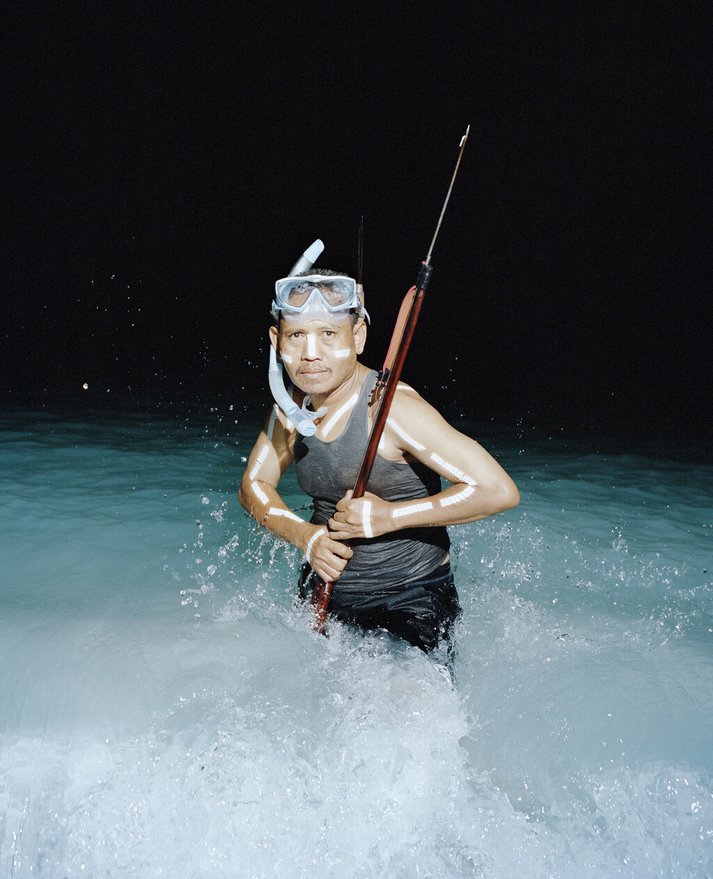 164° on the Equator - © Charles Negre