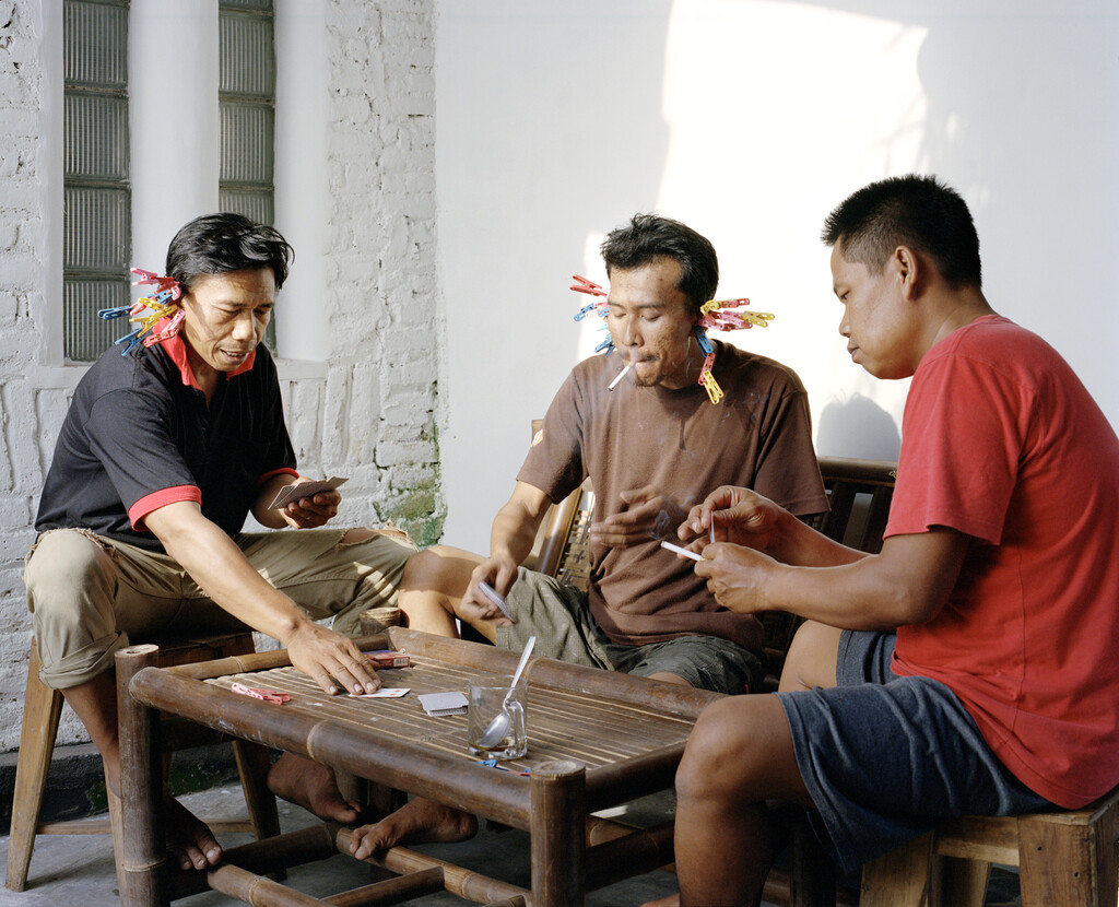 164° on the Equator - © Charles Negre