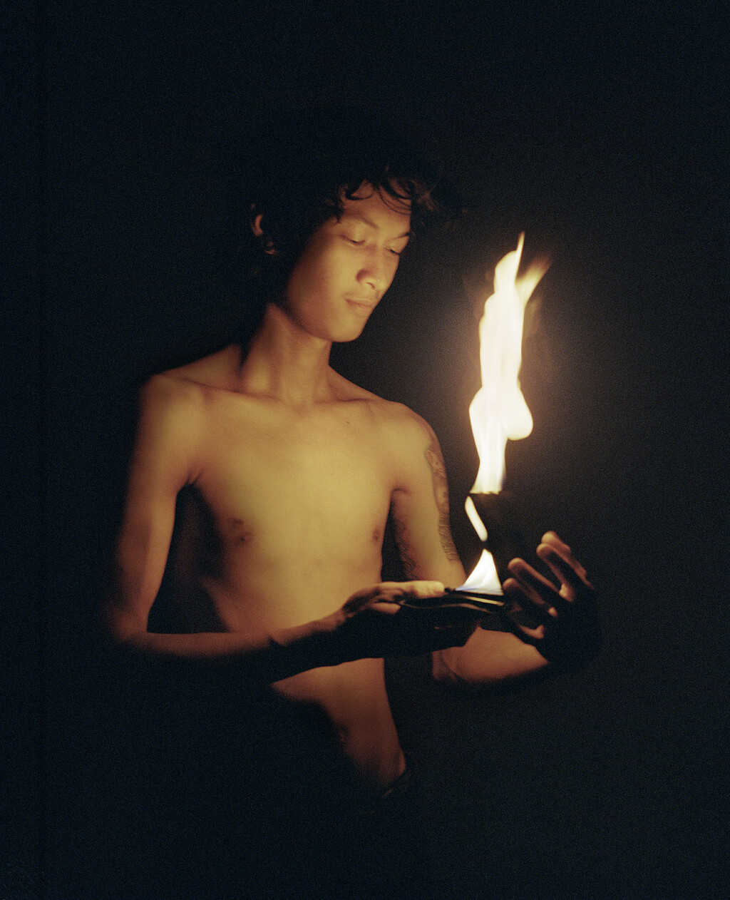 164° on the Equator - © Charles Negre