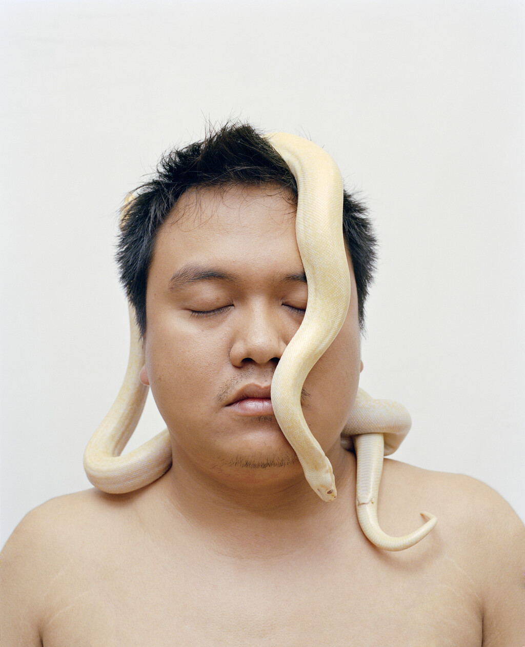 164° on the Equator - © Charles Negre